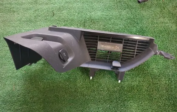 Volkswagen Golf V Parcel shelf load cover mount bracket 1K6867762