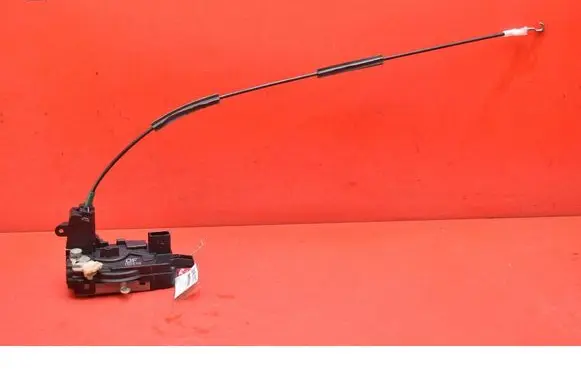 Opel Astra H Front door lock 13210748