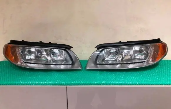 Volvo S80 Headlights/headlamps set 31214351 31214352
