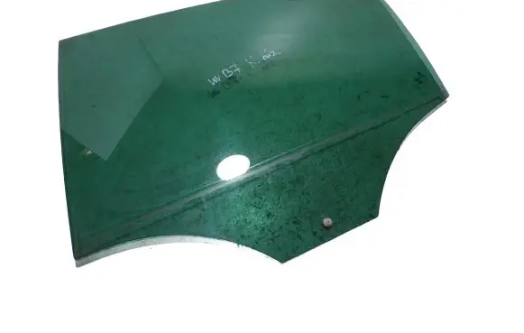 Volkswagen PASSAT B7 Rear door window glass 43R007954