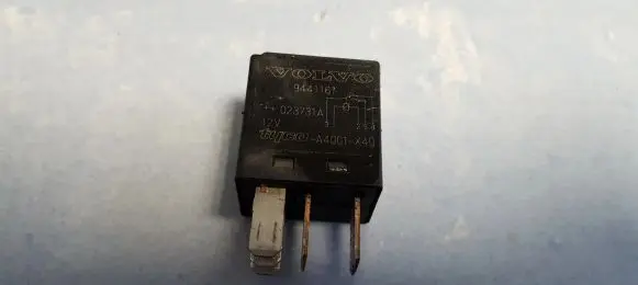 Volvo XC90 Other relay 9441161 A4001-X40