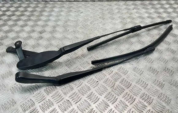 Mercedes-Benz C W205 Headlight wiper blade set A2058208301 A2058203501
