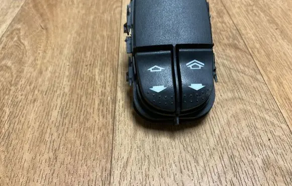 Ford Focus Electric window control switch YS4T14529AA 539810 03162310