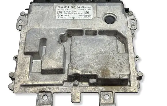 Mercedes-Benz Vito Viano W447 Engine control unit/module A6549009400 A6549017600 0281037185