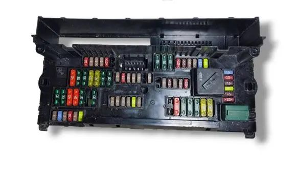 BMW 5 F10 F11 Fuse box set 317033442 925281501 016704871