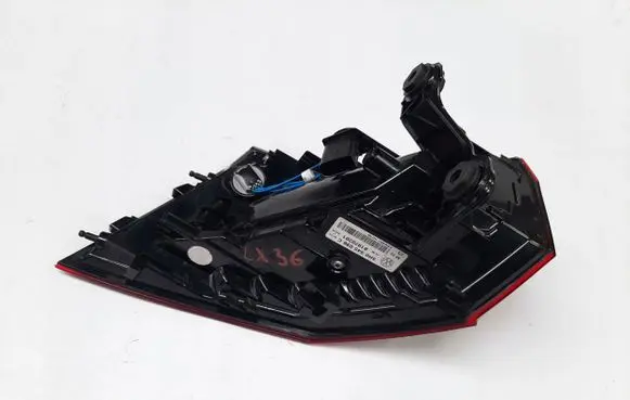Volkswagen Golf VIII Rear/tail lights 5H0945096C 5905232942720