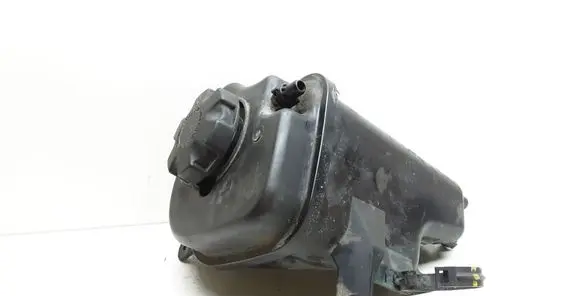 BMW X5 E70 Coolant expansion tank/reservoir 7552546 13177552546