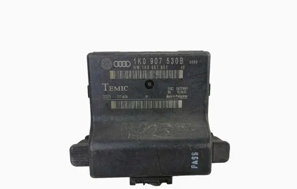 Audi A3 S3 8P Gateway control module 1K0907530B