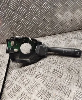 Volvo S60 Wiper control stalk 8691695