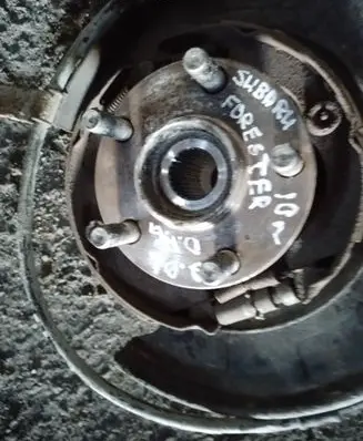 Subaru Forester SH Rear wheel hub