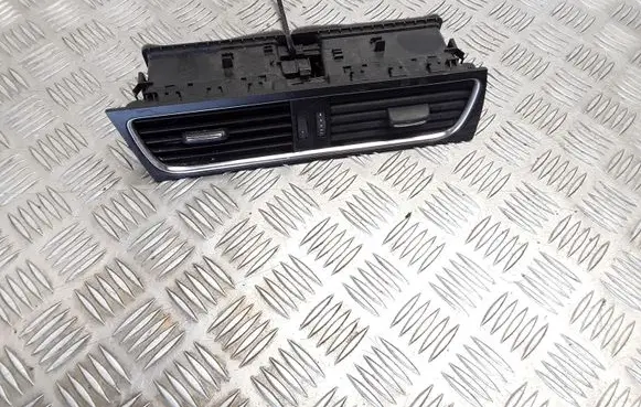 Audi A4 S4 B8 8K Dash center air vent grill 8T1820951B