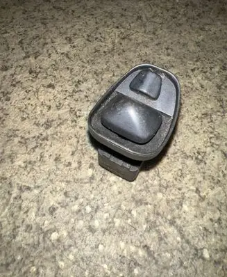 BMW 5 E34 Wing mirror switch 1369331