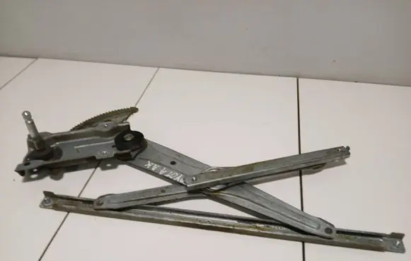 Toyota Corolla Verso AR10 Rear door manual window regulator 698400F010 08012007
