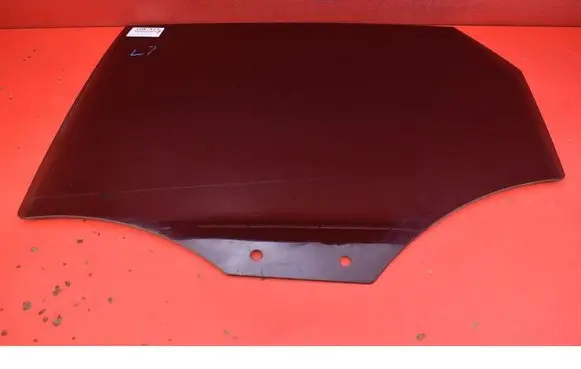 Audi Q5 SQ5 8R Rear door window glass 