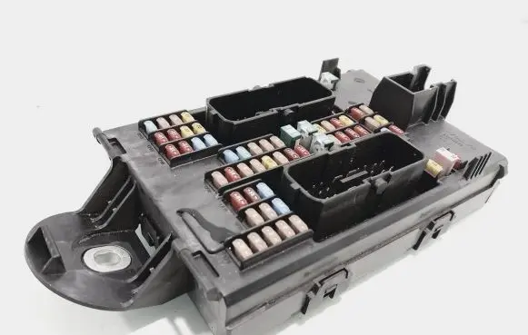 Volvo S90, V90 Fuse module 31346672