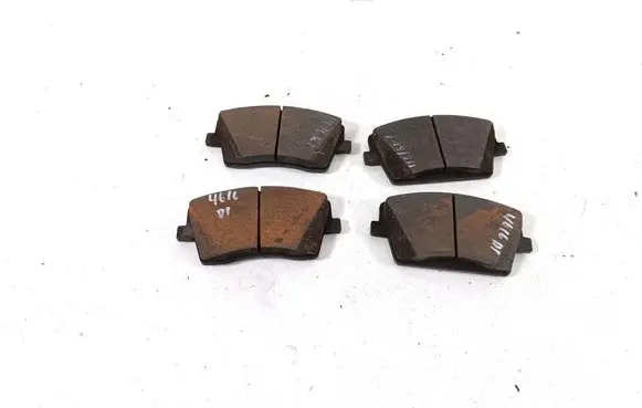 Volvo XC40 Brake pads (front) 32287456