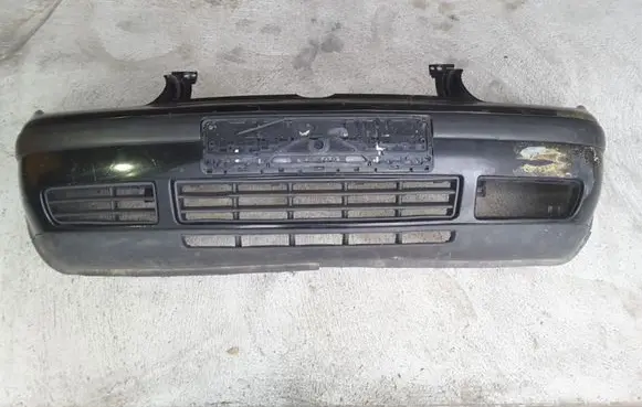 Volkswagen Golf IV Front bumper
