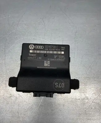Skoda Octavia Mk2 (1Z) Gateway control module 3C0907530C 3C0907951A 402063
