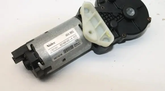 Jaguar XF X250 Seat adjustment motor 82148143