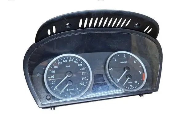 BMW 5 E60 E61 Speedometer (instrument cluster) 62116958600 110080213 110080213371
