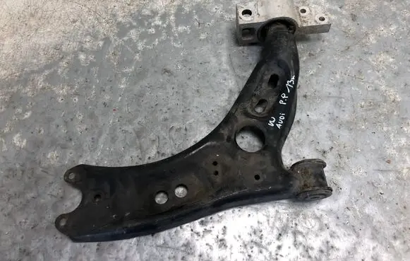Volkswagen Touran II Front control arm 1K0407152BC