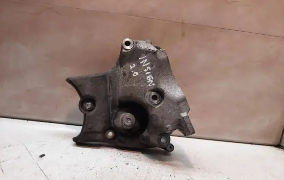Opel Insignia A Engine mounting bracket 55566020