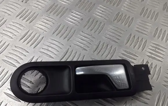 Volkswagen PASSAT B5 Rear door interior handle 3B0839113