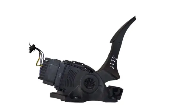 Volvo V60 Accelerator throttle pedal 31329059