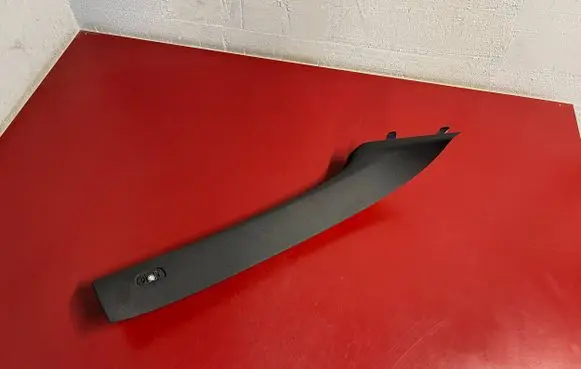 BMW X1 F48 F49 (A) pillar trim 7402608 51437402608