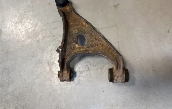 Toyota GT 86 Rear upper control arm/wishbone 20252FG010 20252FG011