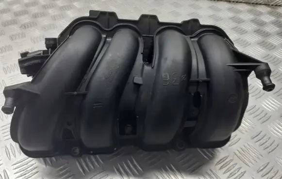 Peugeot 308 Intake manifold V752817280