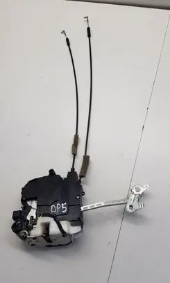 Peugeot 4007 Front door lock