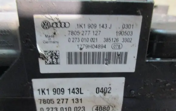 Volkswagen Touran I Steering rack 1K1909143L 1K1909143J 0273010021
