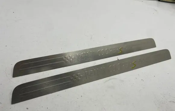 Mini Cooper Countryman F60 Front sill trim cover 7458734