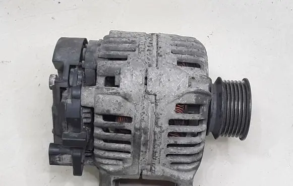 Audi A3 S3 8L Generator/alternator 028903028C 0124315003
