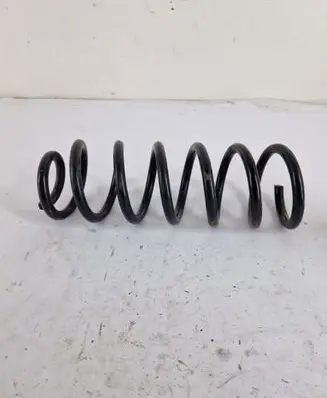 Mercedes-Benz C W205 Front coil spring 