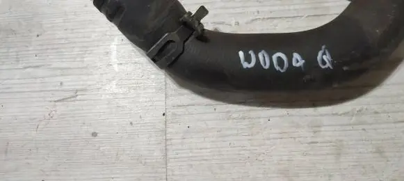 Nissan Qashqai Engine coolant pipe/hose