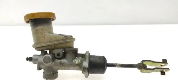 Subaru Legacy Clutch master cylinder
