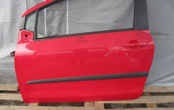 Toyota Yaris Door (2 Door Coupe) 