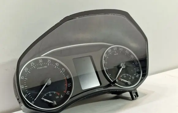 Skoda Octavia Mk2 (1Z) Speedometer (instrument cluster) 1Z0920843S