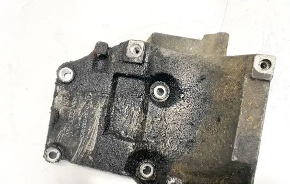 Volkswagen PASSAT B5 Engine mounting bracket 0382608850