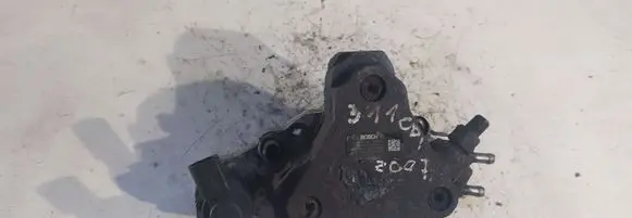 Mercedes-Benz Sprinter W906 Fuel injection high pressure pump 0445010143 A6460700401