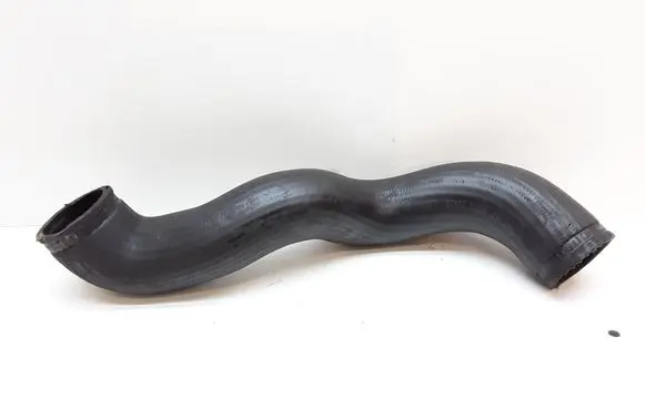 Volvo V70 Intercooler hose/pipe 30645937