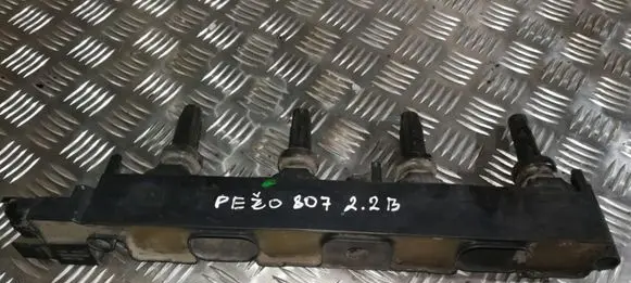 High voltage ignition coil