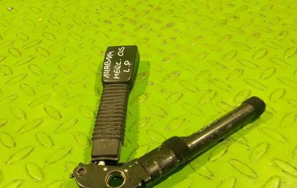 Mercedes-Benz CLS C219 Front seatbelt A2198600769 14AB114