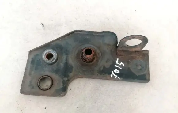 Toyota Avensis T270 Radiator mount bracket