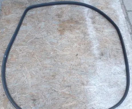 Subaru Legacy Front door rubber seal