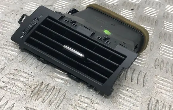 BMW 5 E60 E61 Dashboard side air vent grill/cover trim 6910732 14121810 5113001