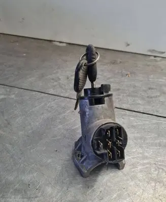 Peugeot Boxer Ignition lock 08705L