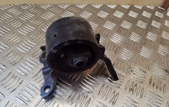 Mitsubishi Outlander Gearbox mount